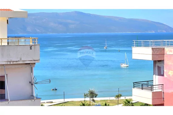 Shtepi ne shitje Papafingo(kati i catise) ne Vlore, 3+1, Mobilimi E mobiluar, Pagesa 350,000  Euro.