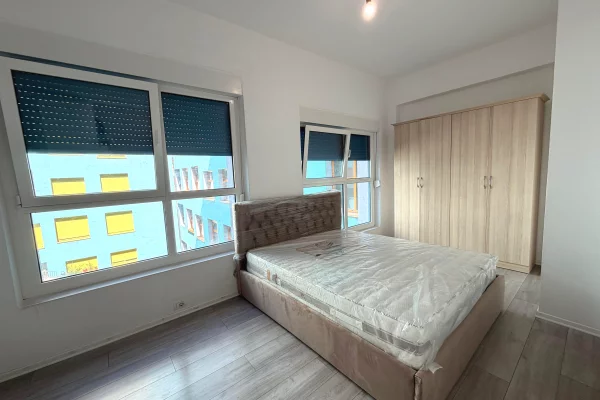 Shtepi me qera Apartament ne Tirane, 1+1, Mobilimi E mobiluar, Pagesa 40,000  Leke.