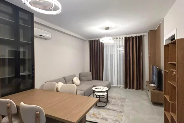 Shtepi me qera Apartament ne Tirane, 1+1, Mobilimi E mobiluar, Pagesa 500  Euro.