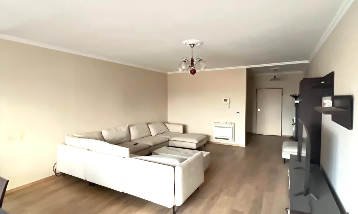 Shtepi ne shitje Apartament ne Tirane, 3+1, Mobilimi E mobiluar, Pagesa 385,000  Euro.