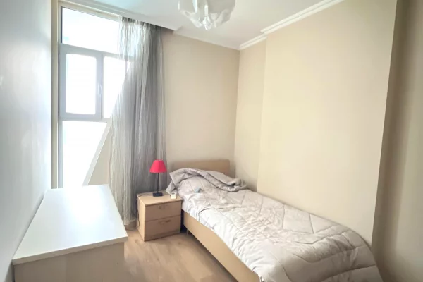 Shtepi ne shitje Apartament ne Tirane, 3+1, Mobilimi E mobiluar, Pagesa 385,000  Euro.