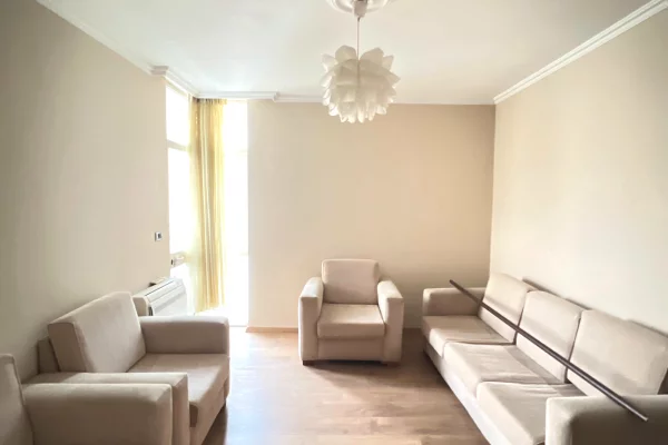 Shtepi ne shitje Apartament ne Tirane, 3+1, Mobilimi E mobiluar, Pagesa 385,000  Euro.