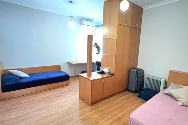 Shtepi me qera Apartament ne Tirane, 2+1, Mobilimi E mobiluar, Pagesa 1,500  Euro.
