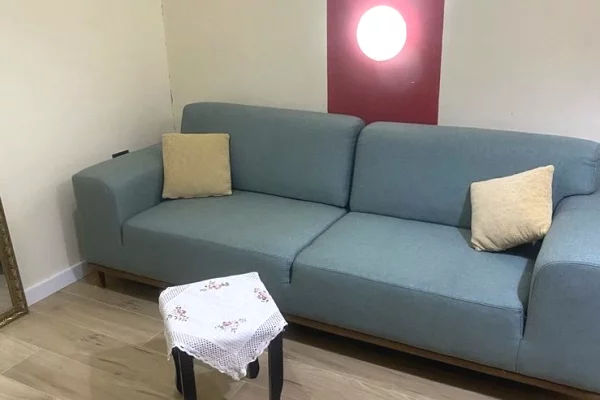 Shtepi me qera 1+1 ne Tirane - 48,000 Leke