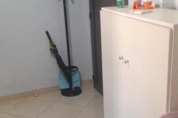 Shtepi me qera Apartament ne Tirane, 1+1, Mobilimi E mobiluar, Pagesa 380  Euro.