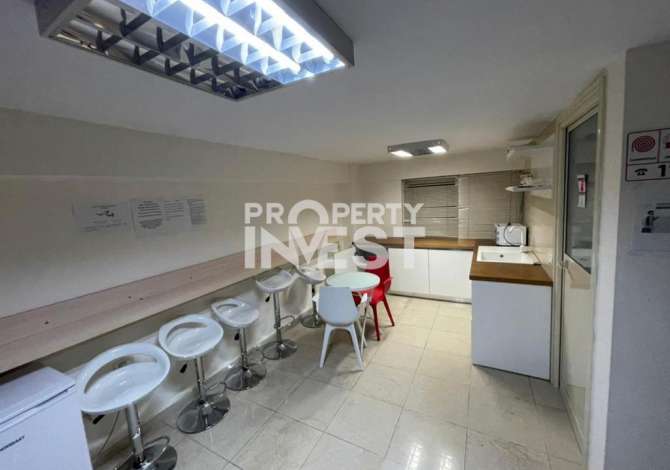 Super Ambient per Zyra ne Bllok per Qira