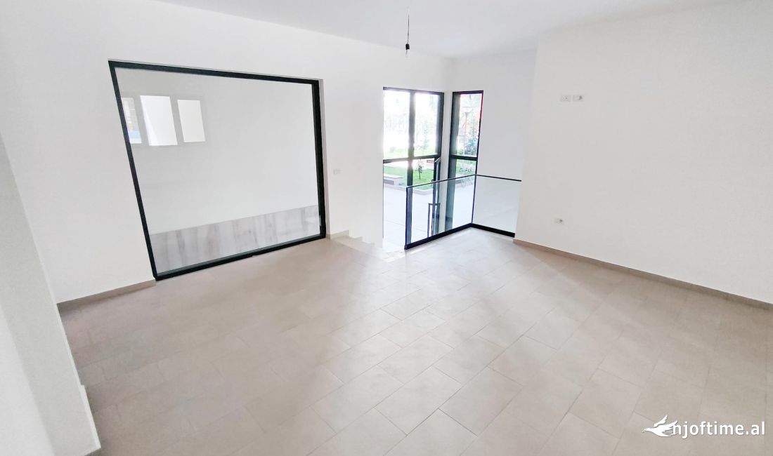 Jepet me qera njesi Biznesi tek Kompleksi Green City