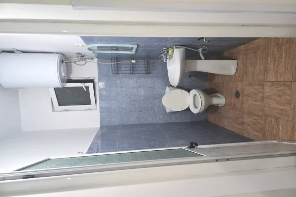Shtepi me qera Apartament ne Tirane, 2+1, Mobilimi E mobiluar, Pagesa 25,000  Leke.