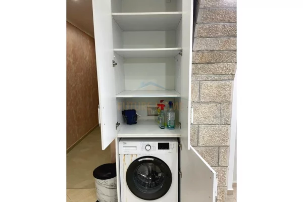 Shtepi me qera Apartament ne Durres, 2+1, Mobilimi E mobiluar, Pagesa 450  Euro.