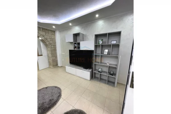 Shtepi me qera 2+1 ne Durres - 450 Euro