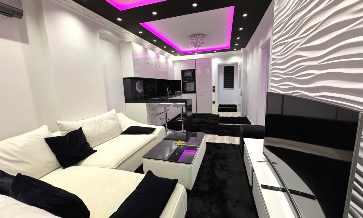 Shtepi me qera Apartament ne Tirane, 2+1, Mobilimi E mobiluar, Pagesa 16,500,000  Leke.