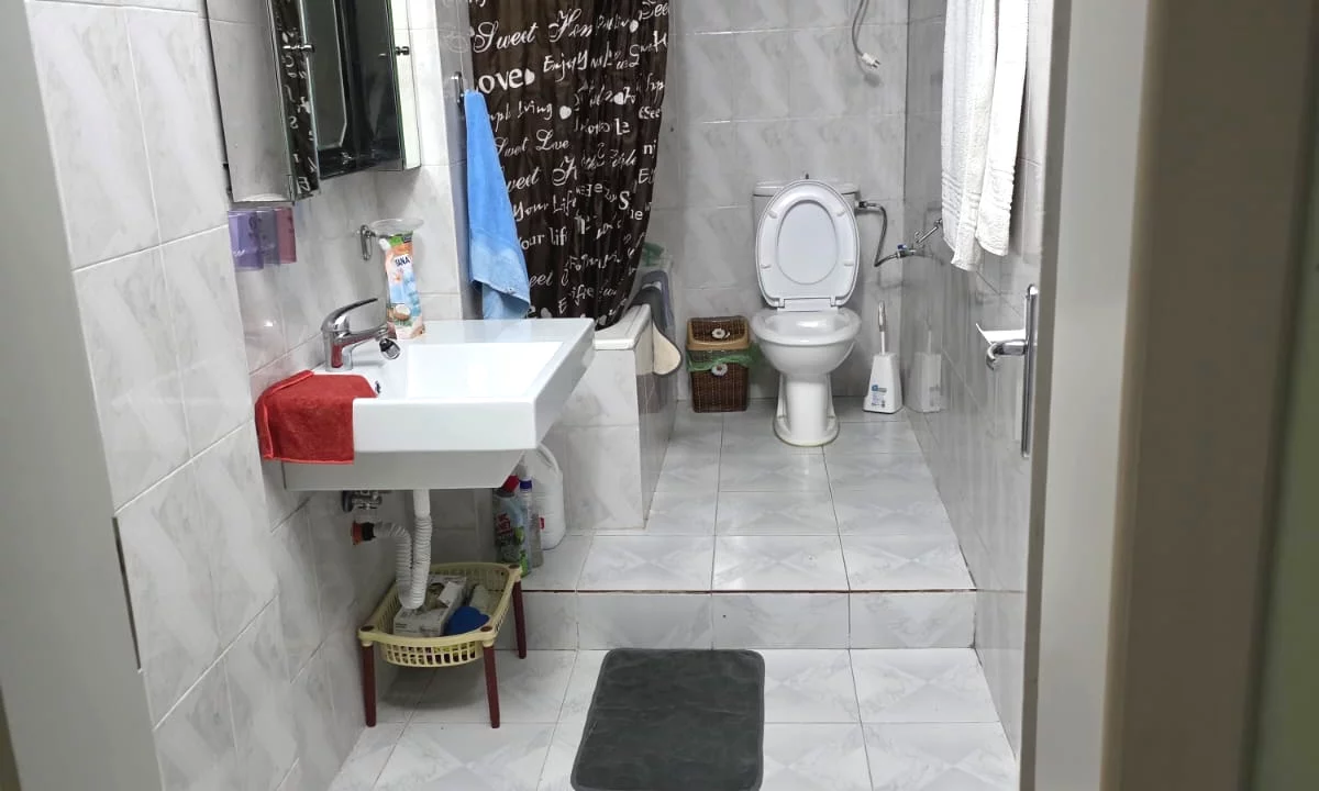 Shtepi me qera Apartament ne Tirane, 2+1, Mobilimi E mobiluar, Pagesa 600  Euro.