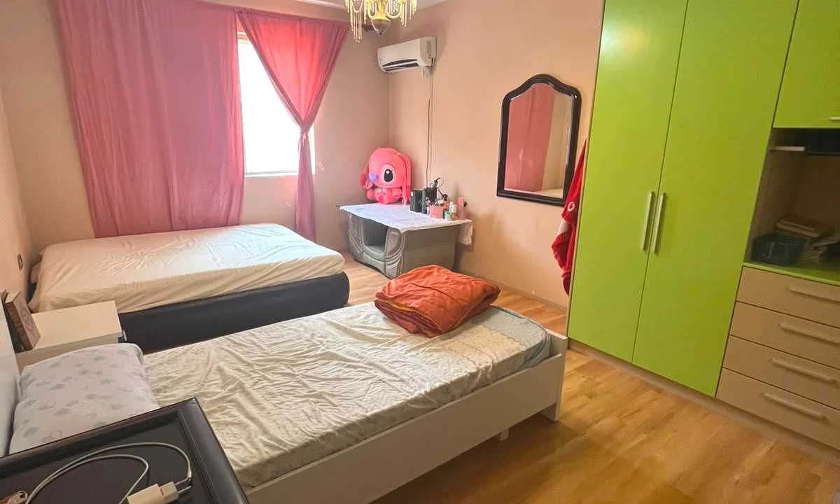 Shtepi me qera Apartament ne Tirane, 2+1, Mobilimi E mobiluar, Pagesa 50,000  Leke.