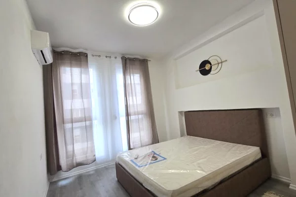 JEPET ME QIRA APARTAMENT 1+1 + 🅿️