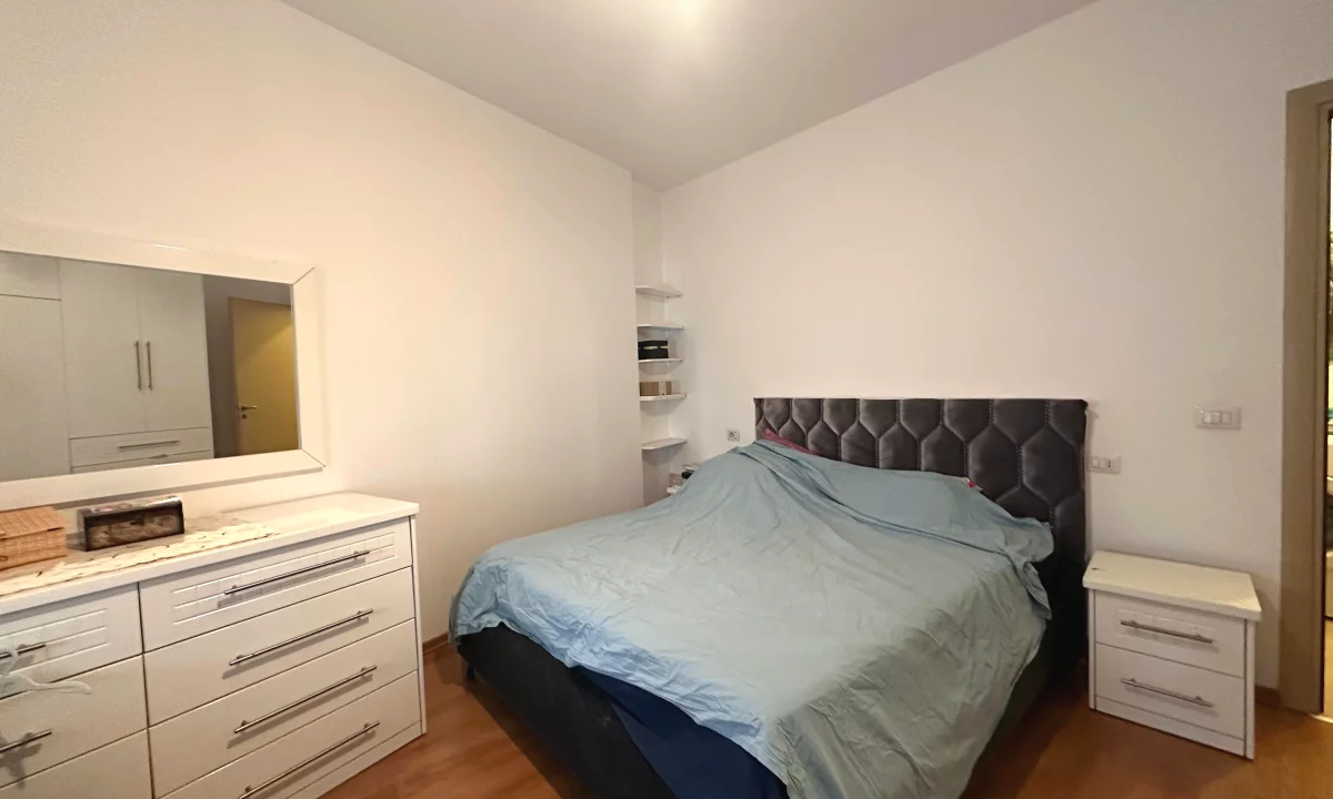 Shtepi me qera Apartament ne Tirane, 1+1, Mobilimi E mobiluar, Pagesa 500  Euro.