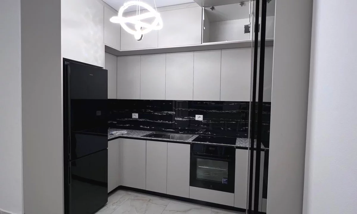 Shtepi me qera Apartament ne Tirane, 1+1, Mobilimi E mobiluar, Pagesa 600  Euro.