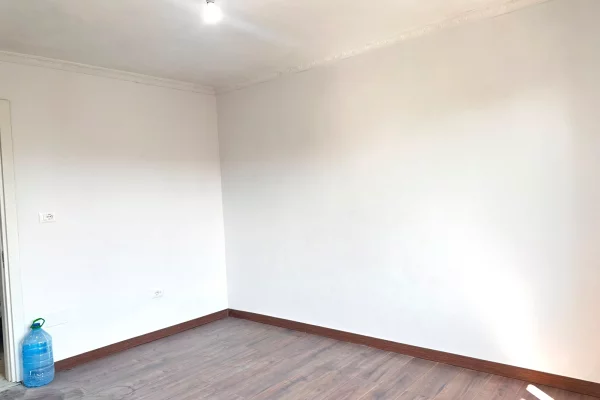Shtepi ne shitje Apartament ne Tirane, 1+1, Mobilimi E mobiluar, Pagesa 7,500,000  Leke.