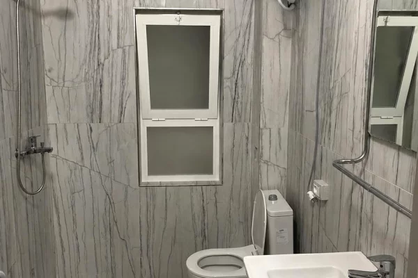 Shtepi me qera Apartament ne Tirane, 2+1, Mobilimi E mobiluar, Pagesa 45,000  Leke.