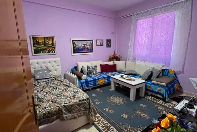 Shtepi ne shitje Vila Luksoze ne Tirane, 2+1, Mobilimi E mobiluar, Pagesa 260,000  Euro.