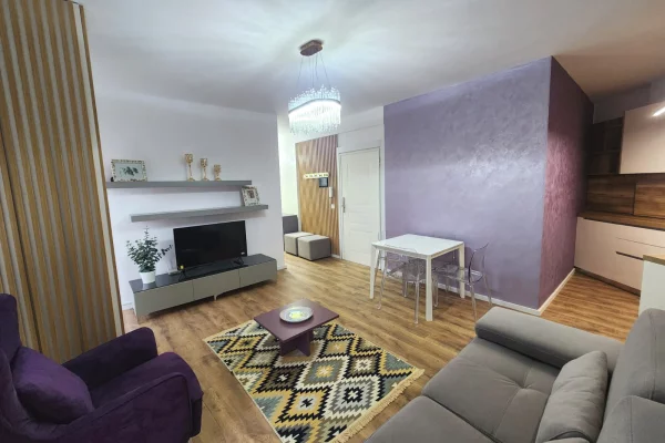Shtepi ne shitje Apartament ne Durres, 2+1, Mobilimi E mobiluar, Pagesa 159,000  Euro.