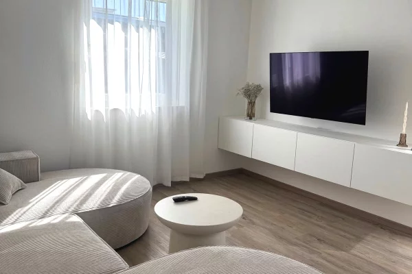 Shtepi me qera 2+1 ne Tirane - 550 Euro