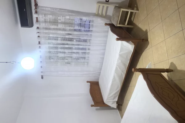 Shtepi me qera Apartament ne Tirane, 2+1, Mobilimi E mobiluar, Pagesa 40,000  Leke.