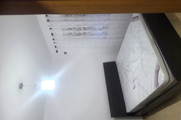 Shtepi me qera Apartament ne Tirane, 2+1, Mobilimi E mobiluar, Pagesa 40,000  Leke.