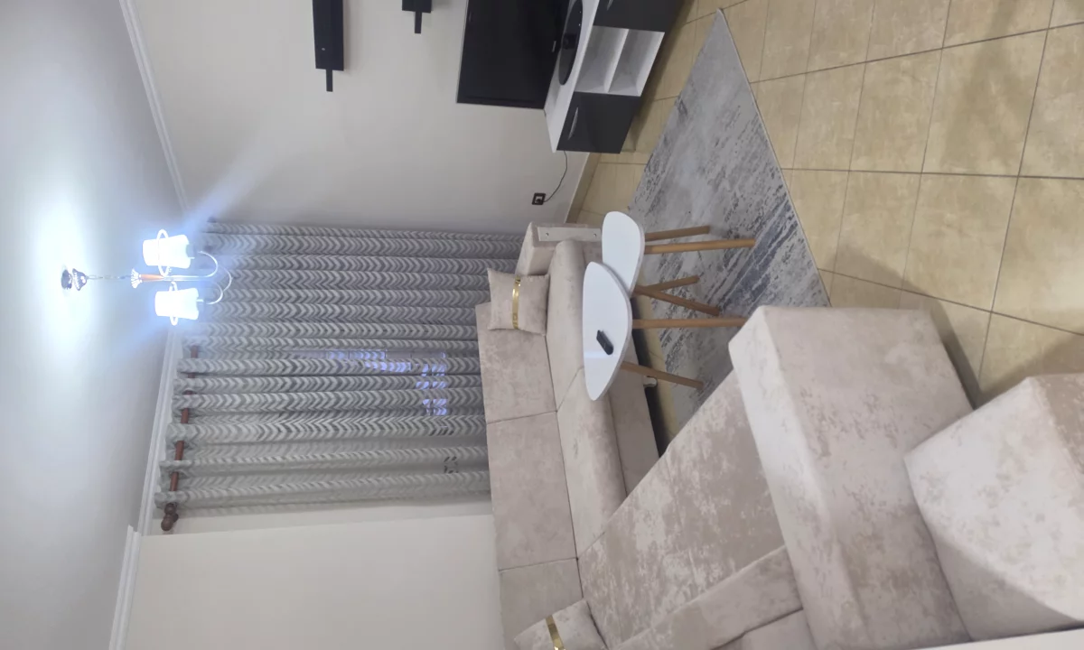 Shtepi me qera Apartament ne Tirane, 2+1, Mobilimi E mobiluar, Pagesa 40,000  Leke.