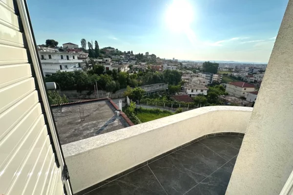 Shtepi me qera Shtepi Private ne Tirane, 1+1, Mobilimi E mobiluar, Pagesa 35,000  Leke.