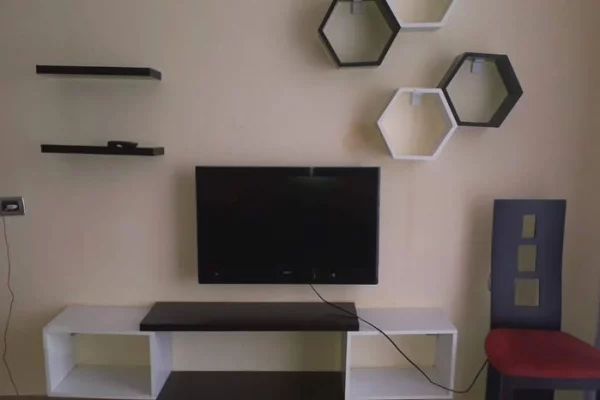 Shtepi ne shitje Apartament ne Tirane, 2+1, Mobilimi E mobiluar, Pagesa 9,900,000  Leke.