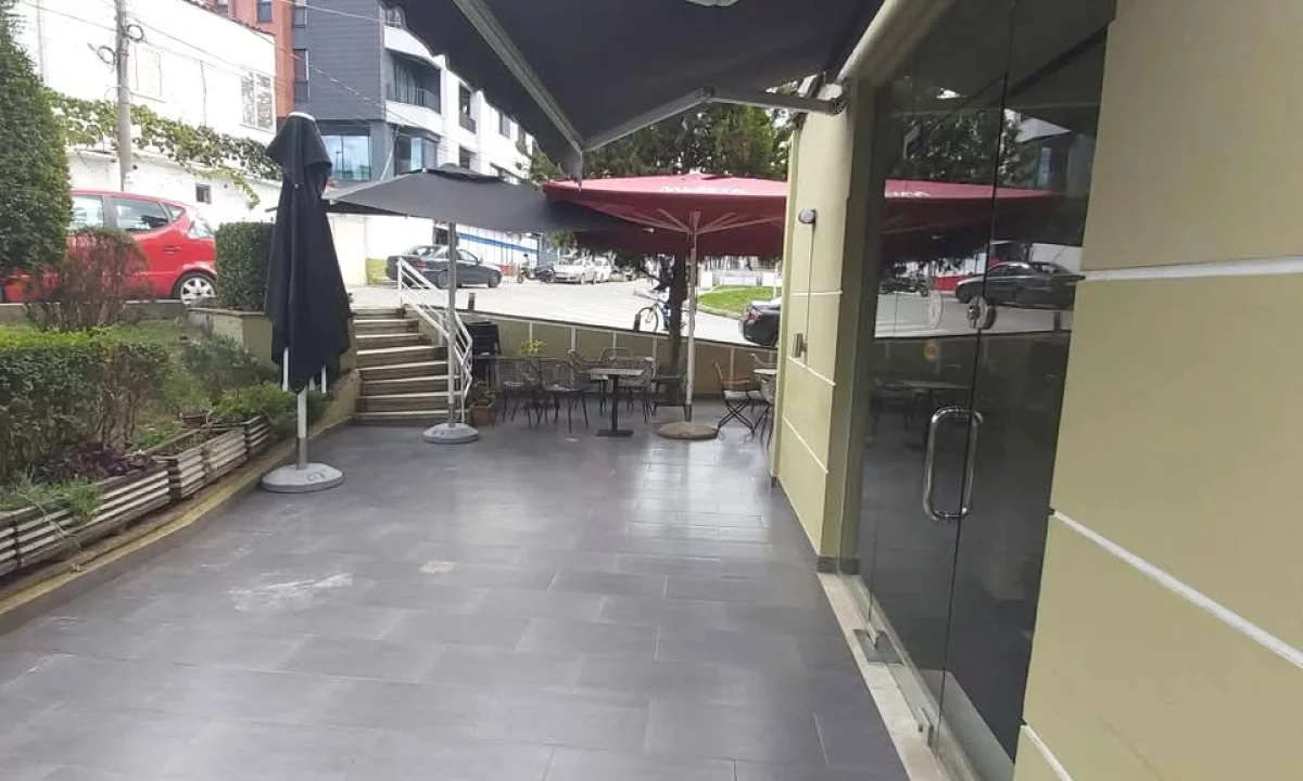 SHITET AMBIENT BIZNESI, LOKAL, TIRANE  310 000Euro / sip 140 m2 - Shitet nga pronari