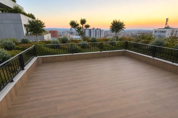 Shtepi me qera Apartament ne Tirane, 3+1, Mobilimi E mobiluar, Pagesa 1,200  Euro.