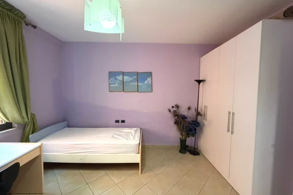 Shtepi me qera Apartament ne Tirane, 2+1, Mobilimi E mobiluar, Pagesa 100,000  Leke.