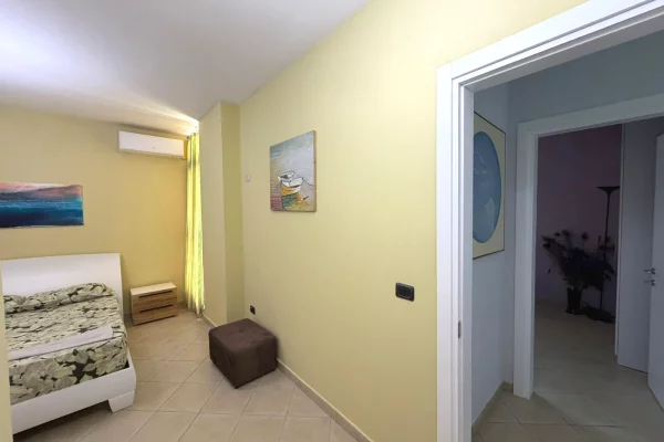 Shtepi me qera Apartament ne Tirane, 2+1, Mobilimi E mobiluar, Pagesa 100,000  Leke.
