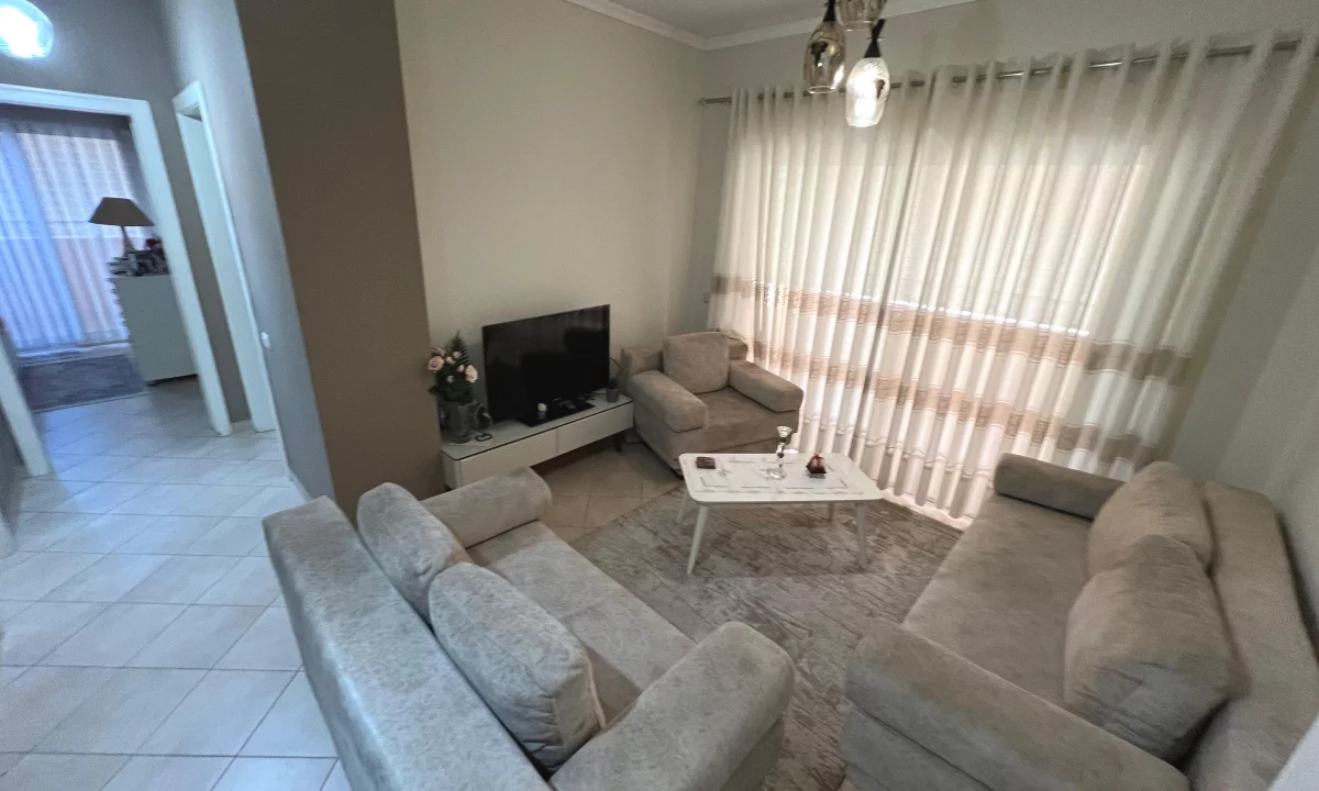 House for Rent Apartment in Tirana, 2+1, Furniture Furnished, Payment 800  Euro.