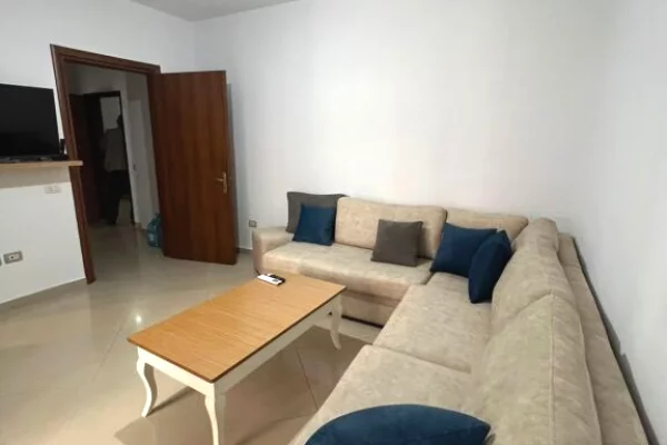 JEPET ME QIRA APARTAMENT 1+1 – ASTIR, PRANË BAR OSLO