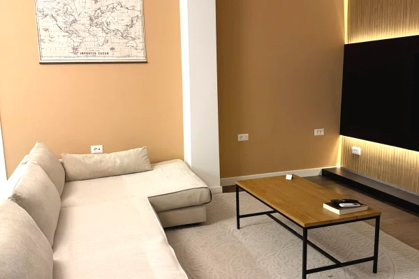 Shtepi me qera Apartament ne Tirane, 2+1, Mobilimi E mobiluar, Pagesa 1,500  Euro.