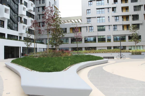 Shtepi ne shitje Apartament ne Tirane, 2+1, Mobilimi Bosh, pa mobiluar, Pagesa 290,000  Euro.