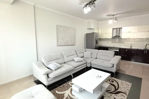 Shtepi me qera Apartament ne Tirane, 3+1, Mobilimi E mobiluar, Pagesa 1,000  Euro.