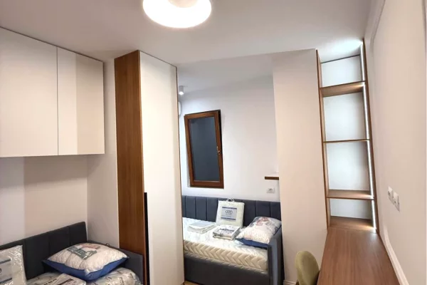 Shtepi me qera Apartament ne Tirane, 2+1, Mobilimi E mobiluar, Pagesa 85,000  Leke.