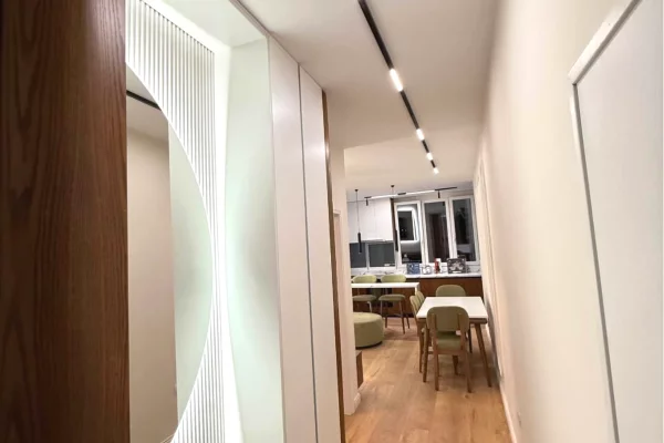 Shtepi me qera Apartament ne Tirane, 2+1, Mobilimi E mobiluar, Pagesa 85,000  Leke.