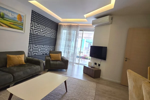 Shtepi me qera Apartament ne Tirane, 2+1, Mobilimi E mobiluar, Pagesa 95,000  Leke.