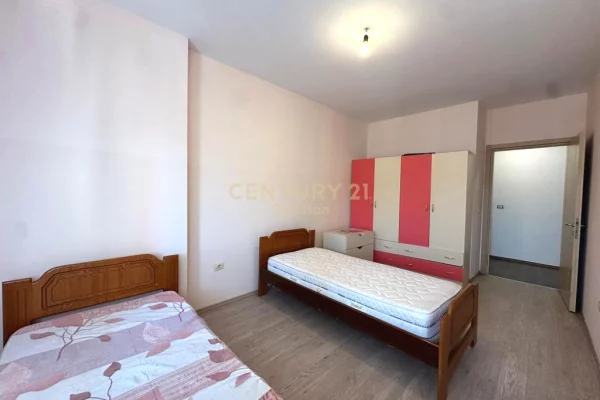 Appartamento in affitto a Tirana 2+1, Arredato