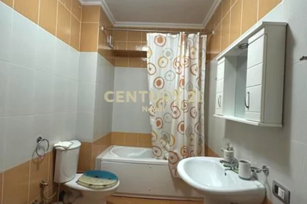 Shtepi me qera Apartament ne Tirane, 2+1, Mobilimi E mobiluar, Pagesa 60,000  Leke.