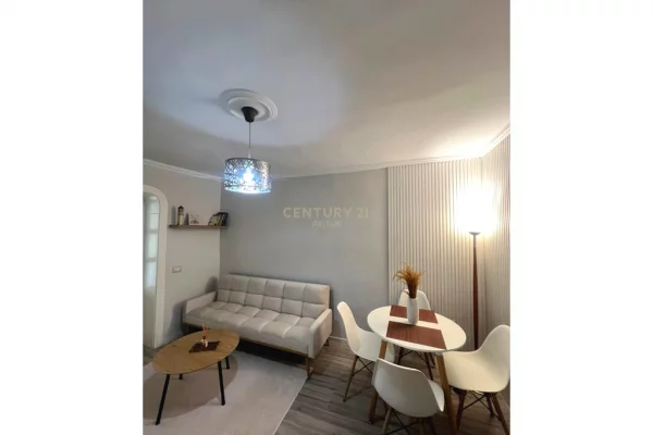 Shtepi me qera Apartament ne Tirane, 1+1, Mobilimi E mobiluar, Pagesa 500  Euro.