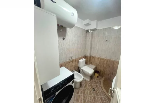 Shtepi me qera Apartament ne Tirane, 1+1, Mobilimi E mobiluar, Pagesa 500  Euro.