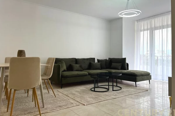Shtepi me qera Apartament ne Tirane, 2+1, Mobilimi E mobiluar, Pagesa 55,000  Leke.