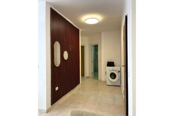 Shtepi me qera Apartament ne Tirane, 2+1, Mobilimi E mobiluar, Pagesa 55,000  Leke.
