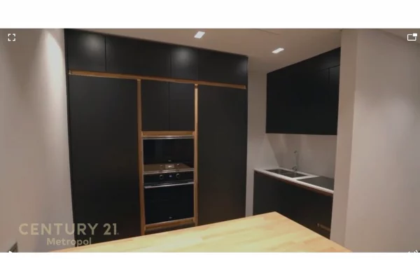 Shtepi me qera Apartament ne Tirane, 2+1, Mobilimi E mobiluar, Pagesa 1,000  Euro.