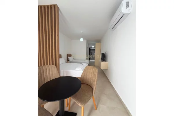 Shtepi me qera Apartament ne Durres, Garsoniere, Mobilimi E mobiluar, Pagesa 300  Euro.